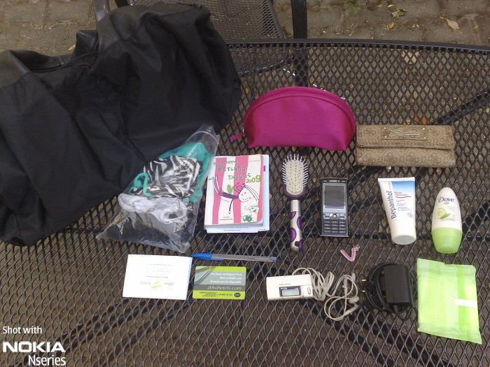 Whats in your bag, Nikki Ermi? Whats Nikki Inhalt 210809 Whats in your bag, Nikki Ermi?