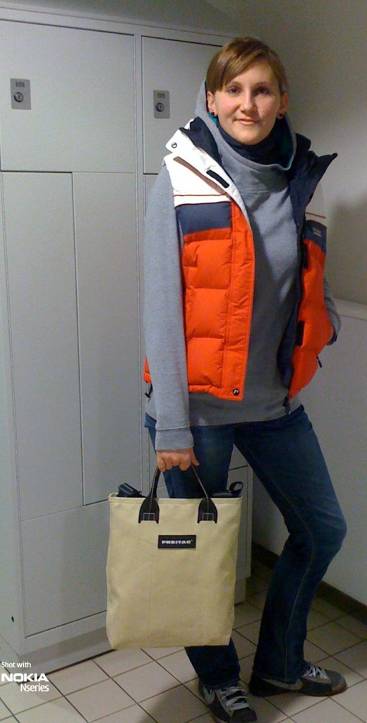 Whats in your bag, Raphaela Höß? Whats Raphaela portrait 02MÄRZ10 520x1024 Whats in your bag, Raphaela Höß?
