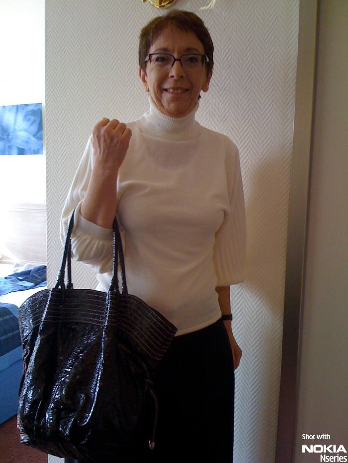 Whats in your bag, Lale Akgün? Whats in your bag, Lale Akgün?