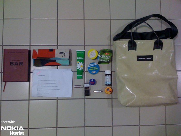 Whats in your bag, Raphaela Höß? Whats in your bag, Raphaela Höß?