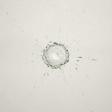 Eröffnungssport – Some Sense of Direction Yoko Ono A Hole Detail 2009 450x450 Eröffnungssport – Some Sense of Direction