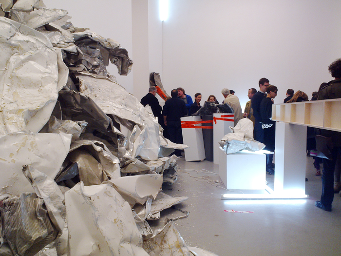 Danilo Dueñas – Kunst ist alles andere als Schrott 221020111529 Danilo Dueñas – Kunst ist alles andere als Schrott